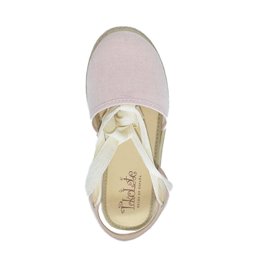Zapato tipo valenciana con cintas en lino rosa – Tokolate