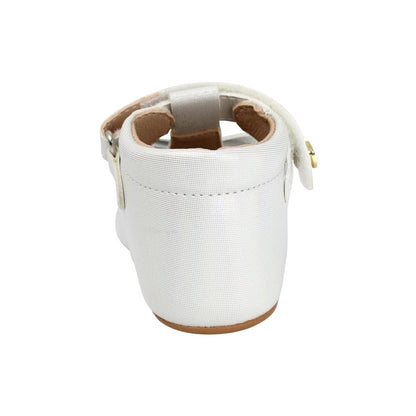 ZAPATO PERLA PARA BEBE SIN SUELA CHAROL MOÑO