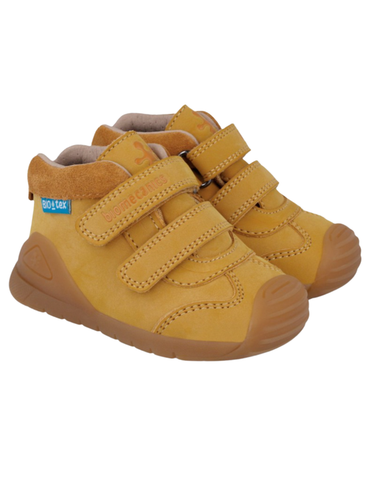 Zapato Biomecanics Camel de Botin con Dos Velcros para Bebe
