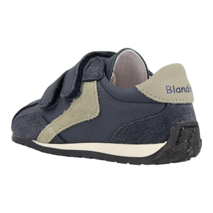 Zapato Deportivo Barefoot Blanditos Color Marino Para Niña