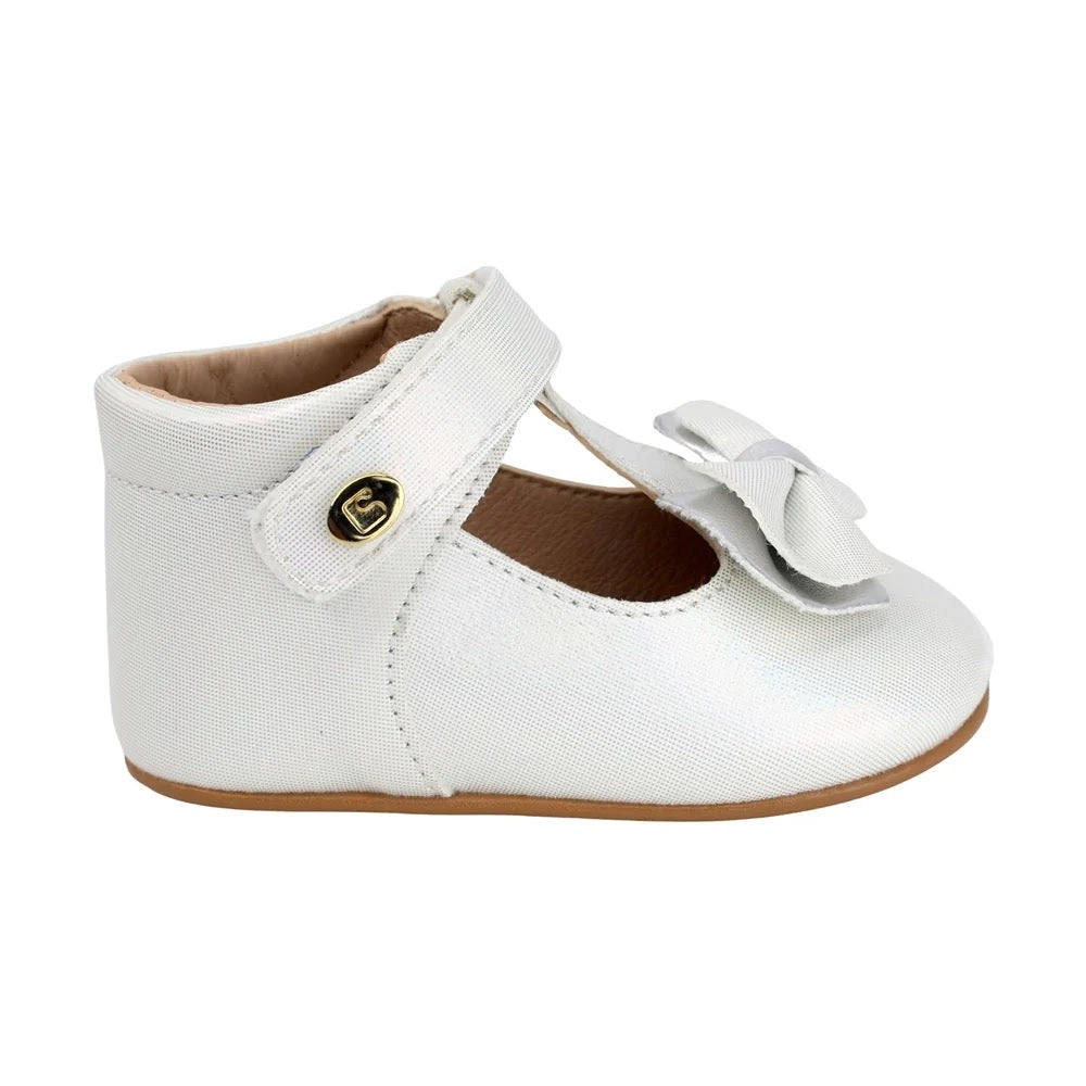 ZAPATO PERLA PARA BEBE SIN SUELA CHAROL MOÑO