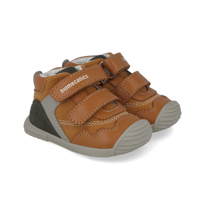 Zapatos Biomecanics Café para Bebé