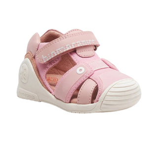 Sandalia Niña Piel Rosa con Velcro y Detalle de Ojillos - BIOMECANICS