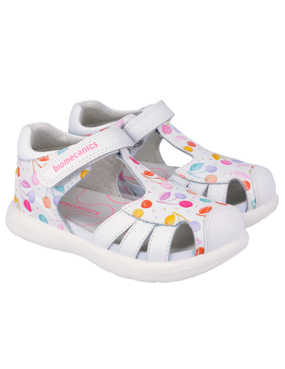 Sandalia Biomecanics Blanco con Puntera Velcro y Estampado para Niña
