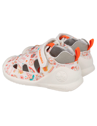 Sandalia Biomecanics Beige con Pique Estampada para Bebé