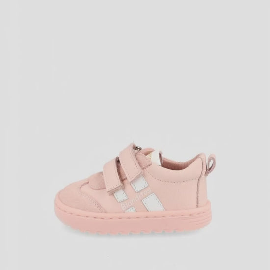 Zapato Barefoot Blanditos Dos Velcros Puntera Rosas para Niña